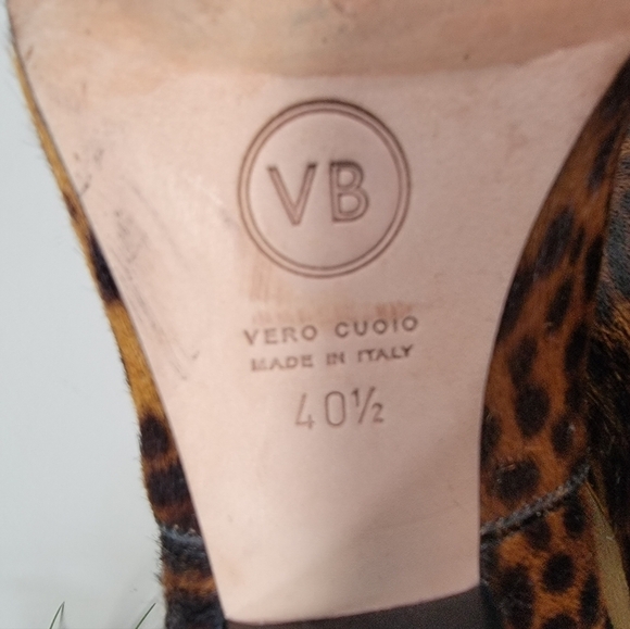 Veronica Beard Landon Calf Hair Leopard Print Booties Cone Heel Size 40.5 - Picture 16 of 17